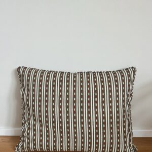 Cushion cover, Eivor's Stripe Rust